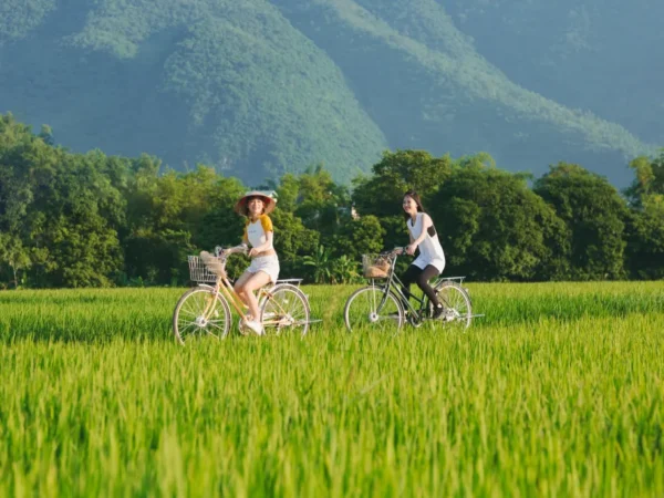 cycling in mai chau